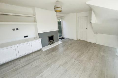 2 bedroom terraced house to rent, Jeals Lane, PO36