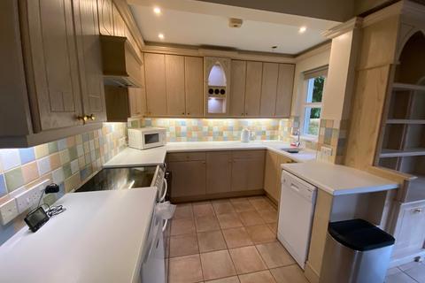 1 bedroom detached bungalow to rent, Burgmanns Hill, Exmouth EX8