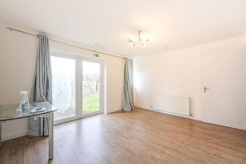 undefined, Jade Close, E16, Beckton, London, E16