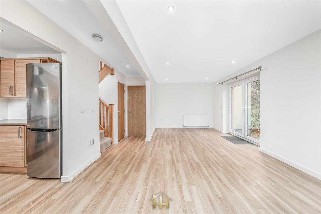 18 GLAMIS GARDENS DD2 1 XQ EDIT (1 of 30).jpg