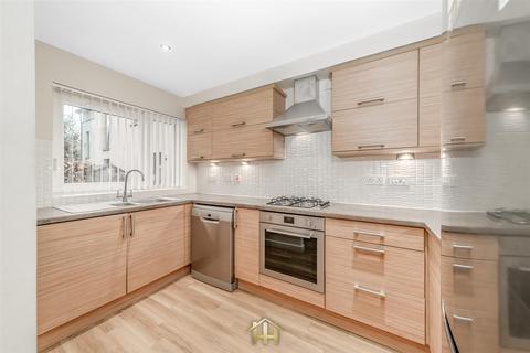 3 bedroom detached house for sale, Glamis Gardens, Dundee DD2