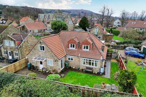 4 bedroom detached house for sale, 16 Yew Tree Close, Sleights