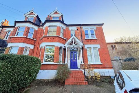 undefined, Perth Road, Beckenham BR3