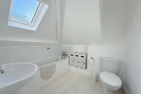 undefined, Perth Road, Beckenham BR3
