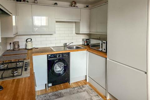 3 bedroom terraced house for sale, Adnitt Road, Abington, Northampton