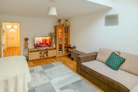 3 bedroom terraced house for sale, Adnitt Road, Abington, Northampton