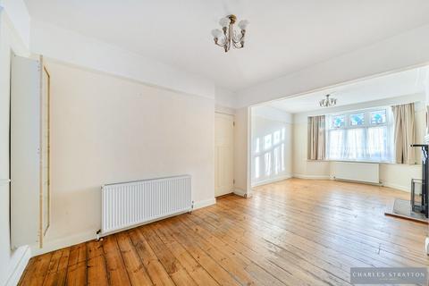 3 bedroom terraced house for sale, Glenwood Drive, Gidea Park