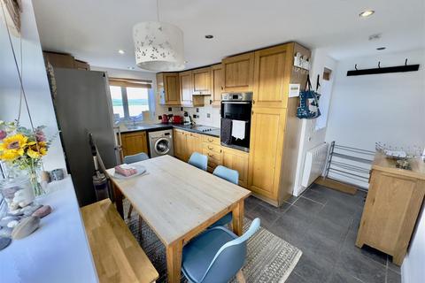 undefined, Llanengan, Pwllheli