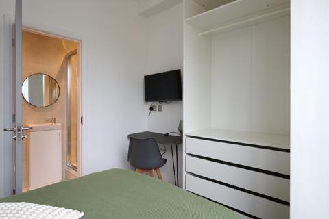 1 bedroom flat to rent, at Liverpool, Flat B, 72, Mansel Street SA1