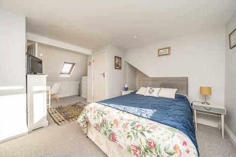 4 bedroom house for sale, Craignish Avenue, London SW16