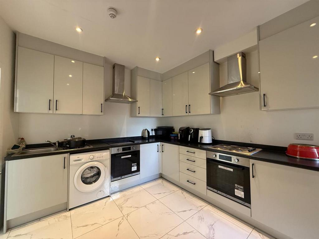 Castle Street Kitchen pic 2.jpg