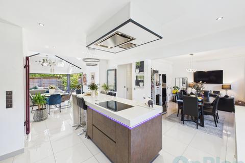 4 bedroom detached house for sale, Shenley Lodge, Milton Keynes MK5