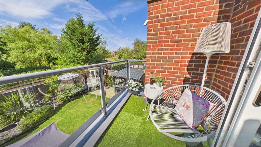Clegg Square Balcony Snip (1)