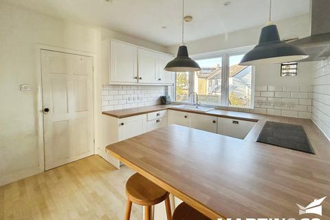 2 bedroom maisonette to rent, Coval Lane, Chelmsford