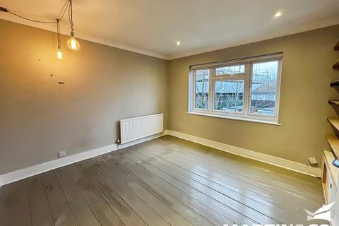 undefined, Coval Lane, Chelmsford