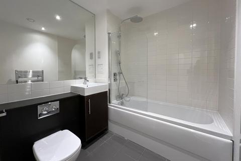 2 bedroom apartment to rent, Newchapel House, Addlestone KT15