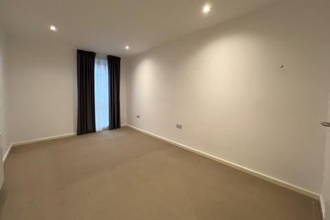 2 bedroom apartment to rent, Newchapel House, Addlestone KT15