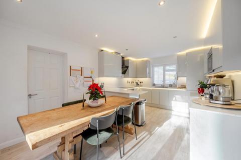 undefined, Woking,  Surrey,  GU24