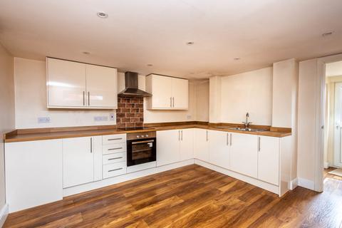 2 bedroom end of terrace house for sale, Wellingborough Road, Rushden NN10