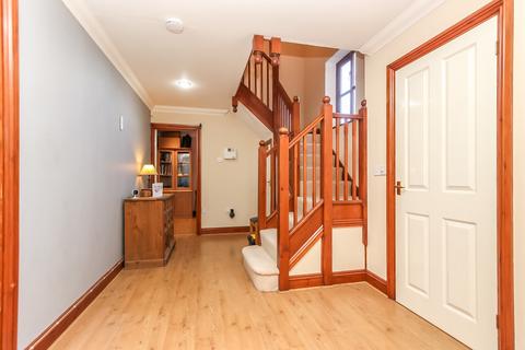 5 bedroom detached house for sale, St. Marys Road, Wellingborough NN29