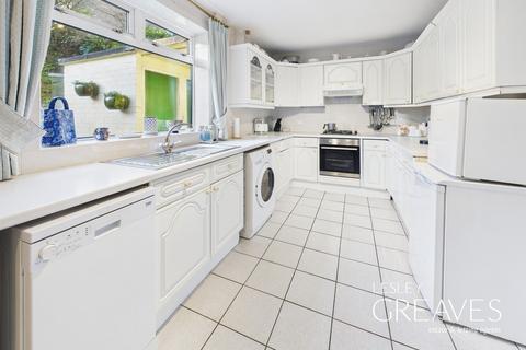 3 bedroom semi-detached house for sale, Valley Road, Carlton, Nottingham