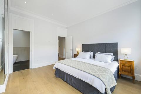 4 bedroom apartment for sale, De Vere Gardens (off market), Kensington W8
