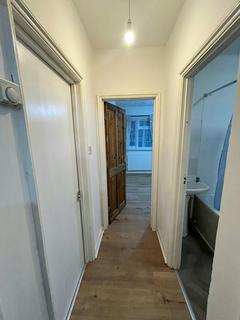 2 bedroom apartment to rent, Youngs Road, Ilford, Essex, IG2