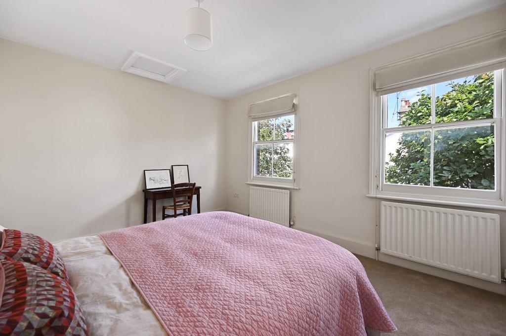 BCFBL -  Becklow Road - Bedroom 1 C (4).JPG