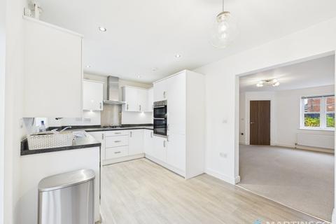 3 bedroom link detached house to rent, Buckley Grove, Lytham St. Annes FY8