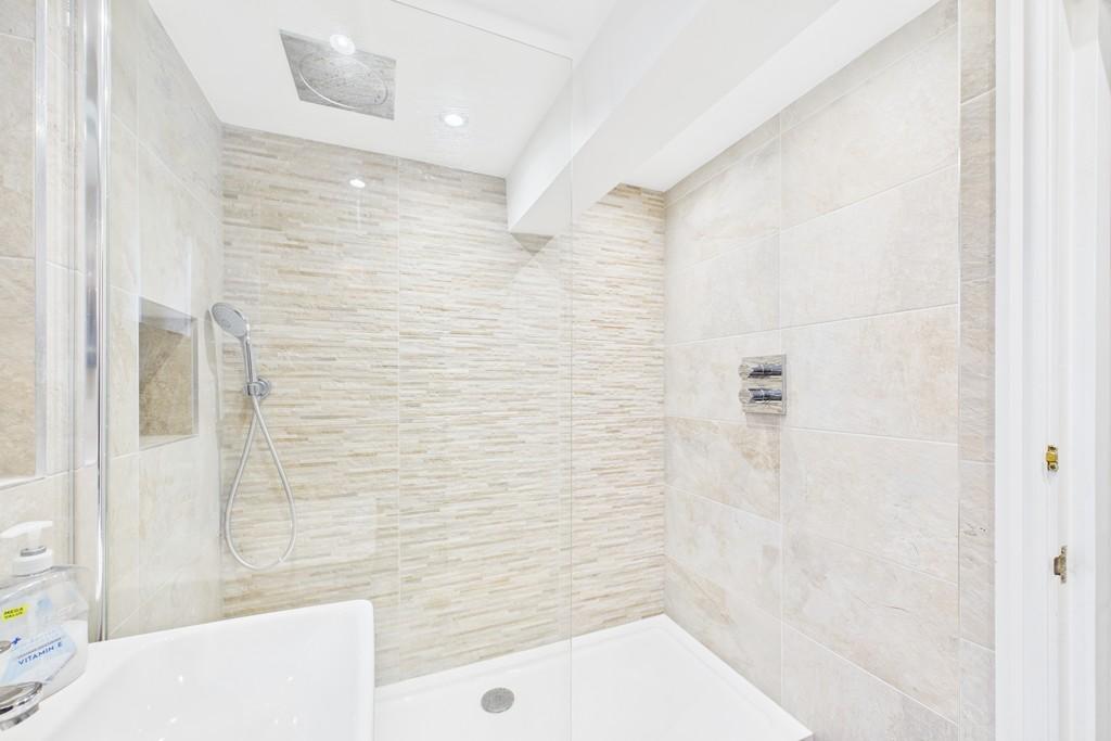Main Shower Room