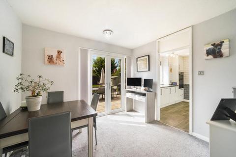 4 bedroom semi-detached house for sale, Conway Drive, Hayes, UB3