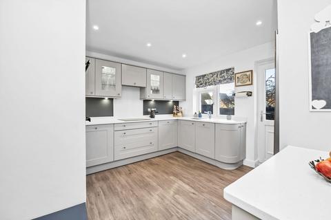 4 bedroom end of terrace house for sale, Raynsford Road, Great Whelnetham