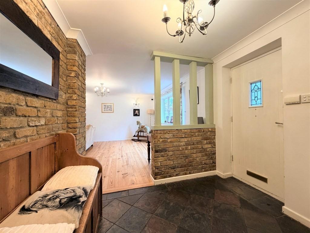 Entrance hallway1
