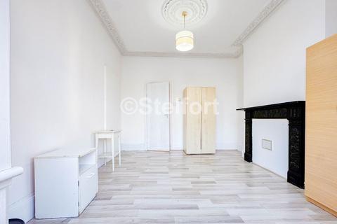 Boleyn Road, London, E7