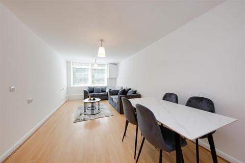 2 bedroom apartment to rent, Fairlead House, Cassilis Road, London, E14