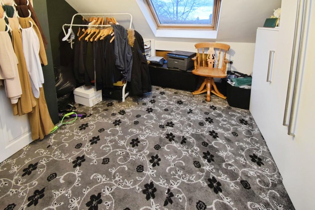 F6dd9a40-Bedroom