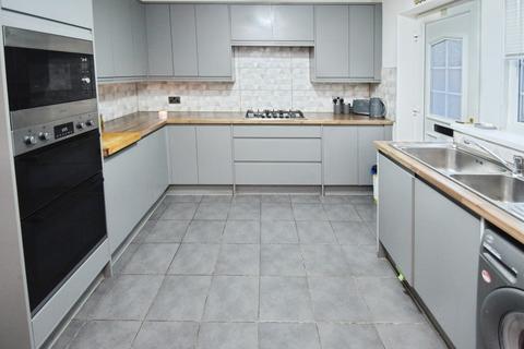 6 bedroom detached house for sale, Rosebery Road, Bradford BD8