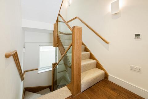 2 bedroom mews for sale, Hob Mews, Chelsea