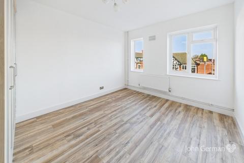 2 bedroom flat for sale, Ling Road, Loughborough