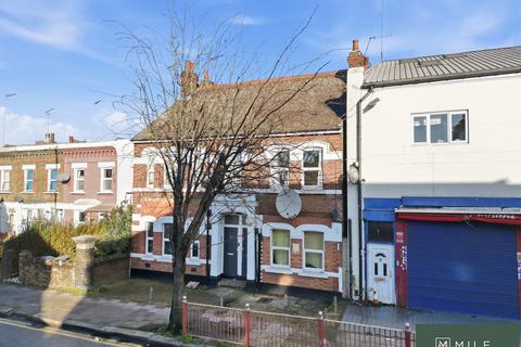 4 bedroom terraced house for sale, High Street, London NW10