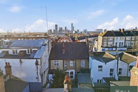 4 bedroom terraced house for sale, High Street, London NW10