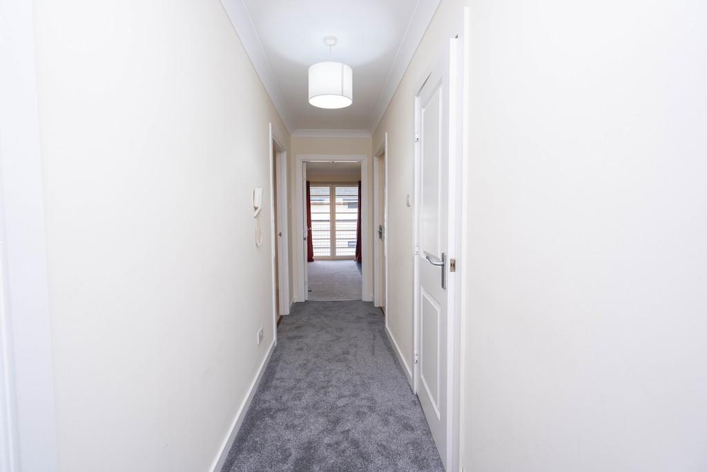 128 Whiteside Court, Bathgate, EH48 2 TN (8)