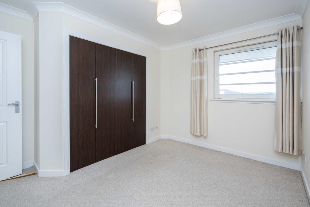 128 Whiteside Court, Bathgate, EH48 2 TN (13)