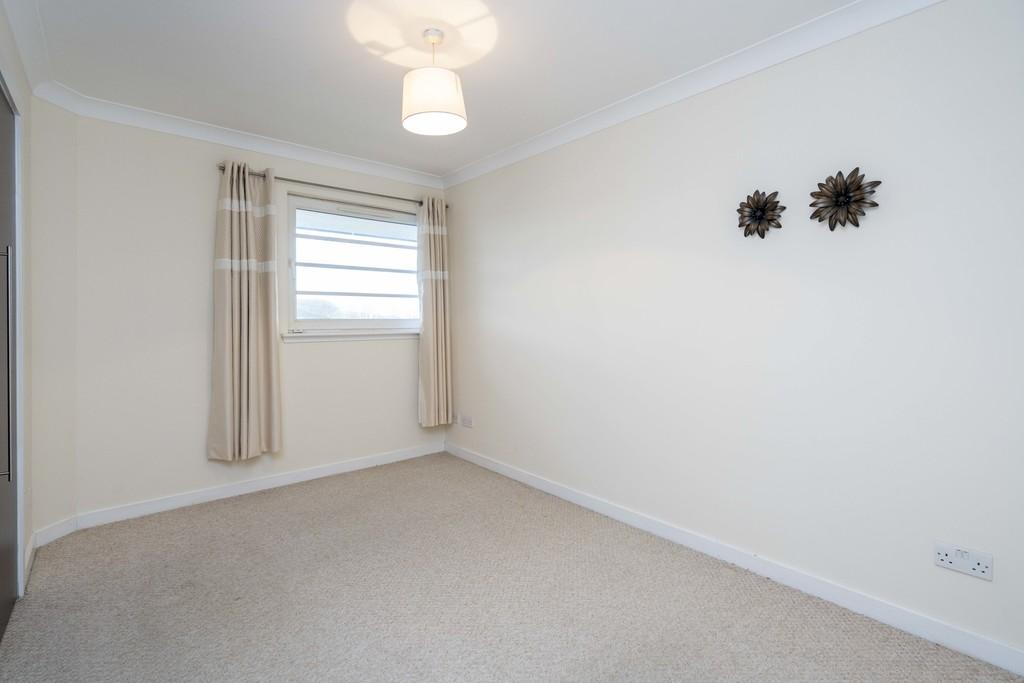128 Whiteside Court, Bathgate, EH48 2 TN (12)