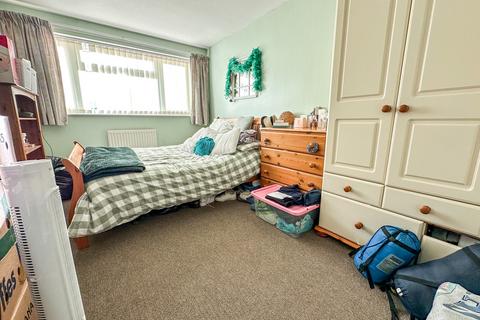 3 bedroom detached house for sale, Windrush SN6