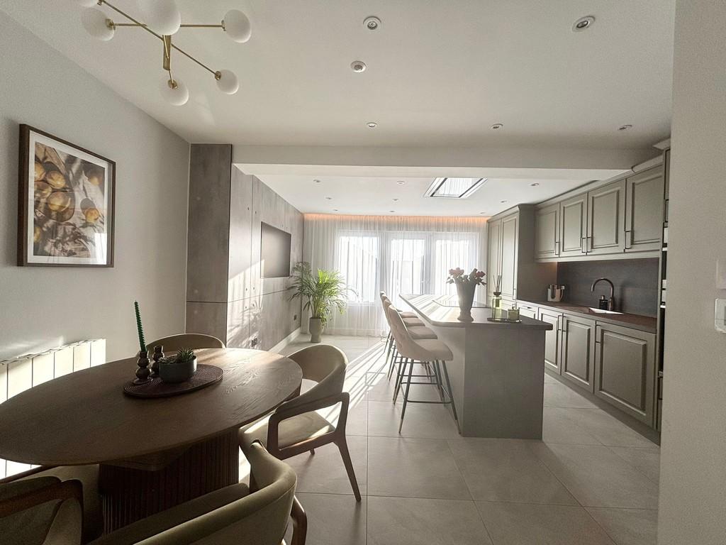 Kitchen 7