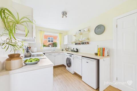 2 bedroom detached bungalow for sale, Birchwood View, Ashbourne