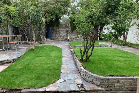 undefined, New Street, Penryn TR10