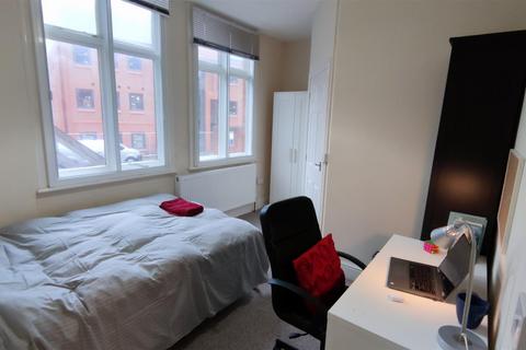1 bedroom in a house share to rent, 25a Warwick Row, Coventry CV1