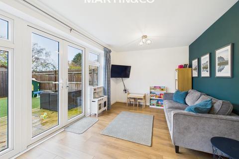 3 bedroom semi-detached house for sale, Morris Close, Wokingham